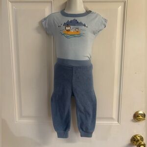6/9M Bear Paw blue short-sleeve animal graphic pants/cuffed ankles pants set.